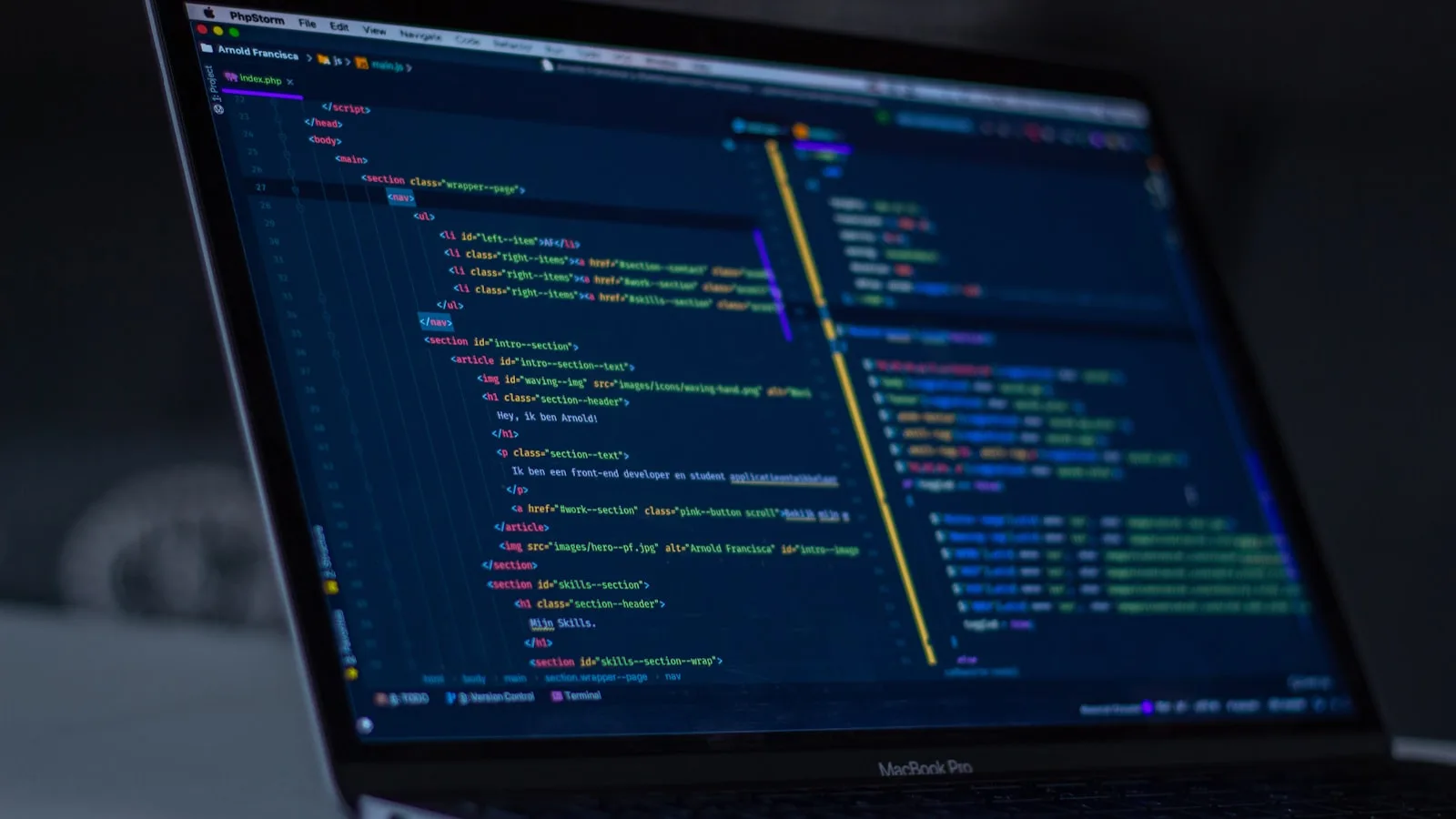 AI Coding Assistants 2026 fuer Schweizer Entwicklungsteams — Claude Code 4.7, Cursor Composer 2, GitHub Copilot, Windsurf und Cline orchestriert von ATHENA